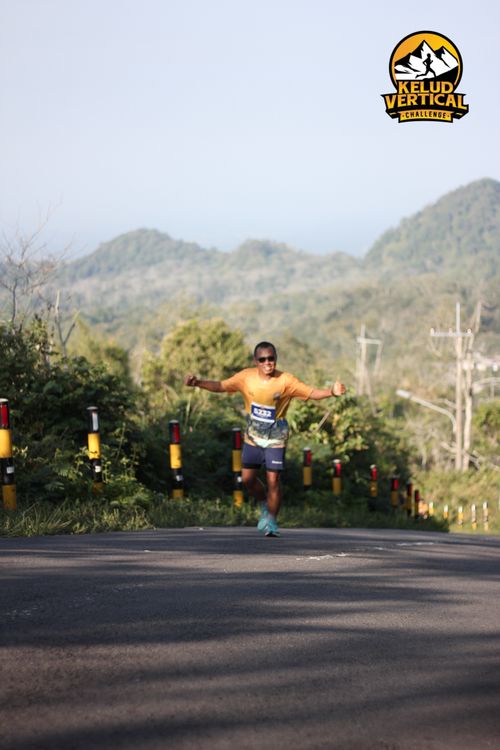 Race photo from Kelud Vertical Challenge 2024