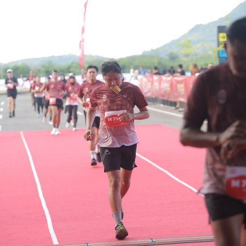 Race photo from KEDIRI HALF MARATHON 2026