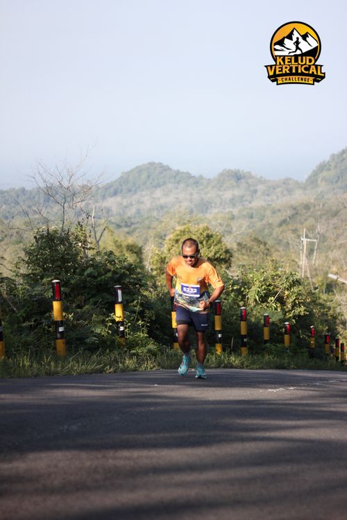 Race photo from Kelud Vertical Challenge 2024