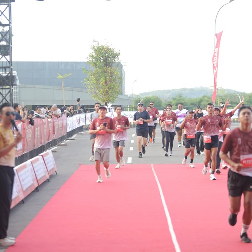 Race photo from KEDIRI HALF MARATHON 2026