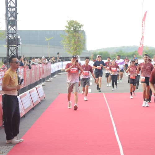 Race photo from KEDIRI HALF MARATHON 2026