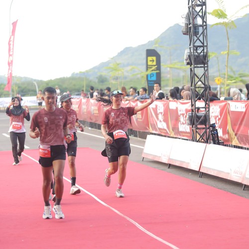 Race photo from KEDIRI HALF MARATHON 2026