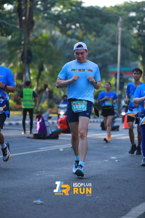 Race photo from Isoplus Run 2024 Surabaya
