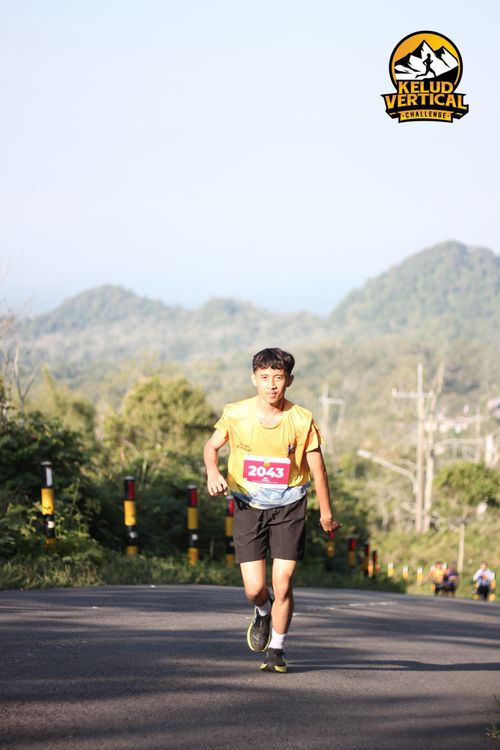 Race photo from Kelud Vertical Challenge 2024