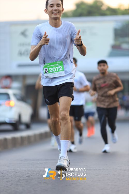 Race photo from SURABAYA ISOPLUS MARATHON 2025