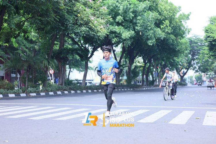 Race photo from SURABAYA ISOPLUS MARATHON 2025