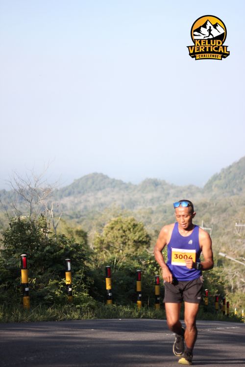 Race photo from Kelud Vertical Challenge 2024