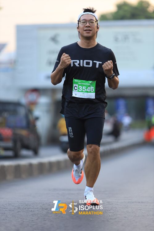 Race photo from SURABAYA ISOPLUS MARATHON 2025