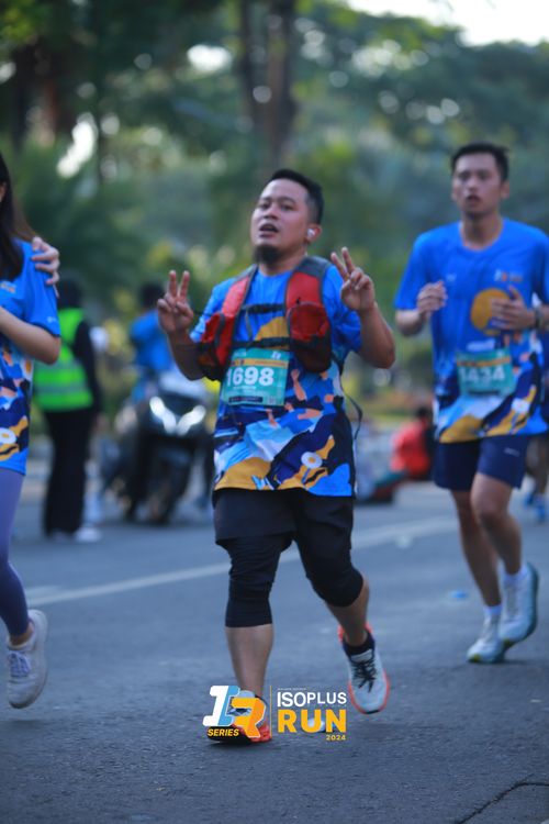 Race photo from Isoplus Run 2024 Surabaya
