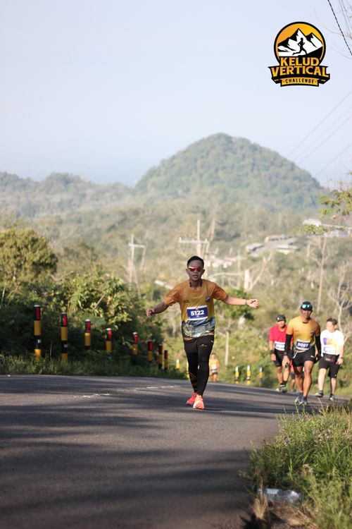 Race photo from Kelud Vertical Challenge 2024
