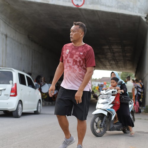 Race photo from KEDIRI HALF MARATHON 2026