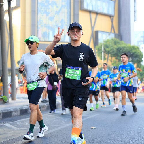 Race photo from SURABAYA ISOPLUS MARATHON 2026
