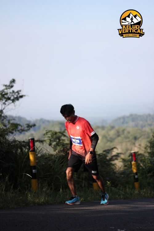 Race photo from Kelud Vertical Challenge 2024