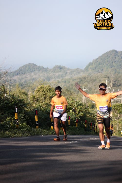 Race photo from Kelud Vertical Challenge 2024