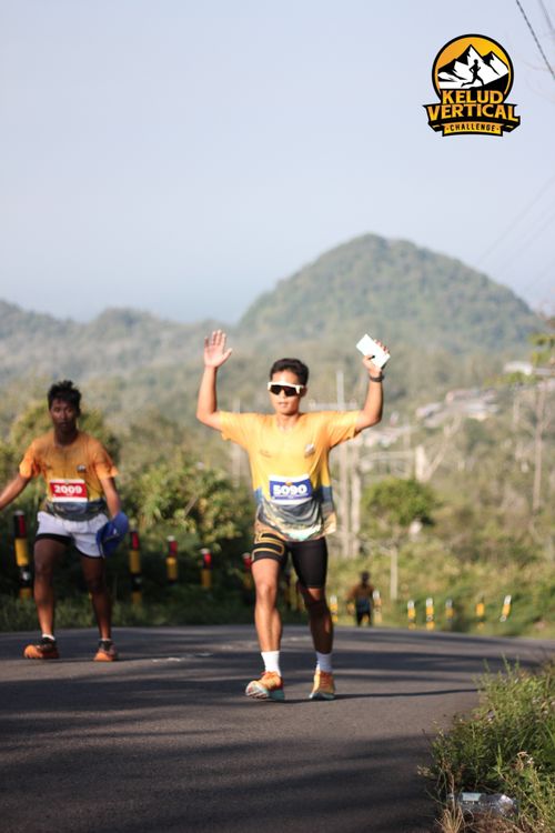 Race photo from Kelud Vertical Challenge 2024