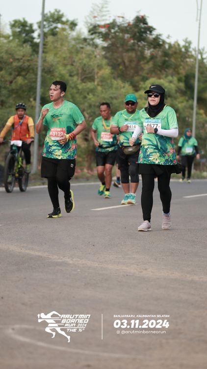 Race photo from Arutmin Borneo Run 2024