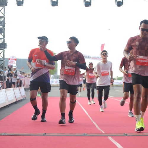 Race photo from KEDIRI HALF MARATHON 2026