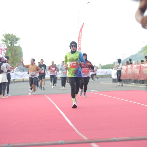Race photo from KEDIRI HALF MARATHON 2026