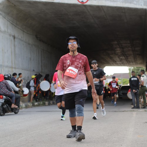 Race photo from KEDIRI HALF MARATHON 2026