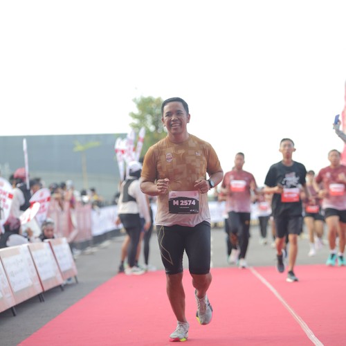 Race photo from KEDIRI HALF MARATHON 2026