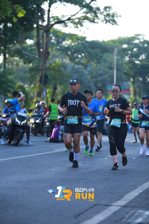 Race photo from Isoplus Run 2024 Surabaya