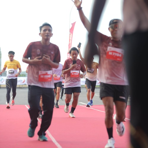 Race photo from KEDIRI HALF MARATHON 2026