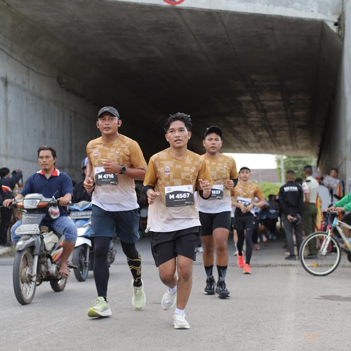 Race photo from KEDIRI HALF MARATHON 2026