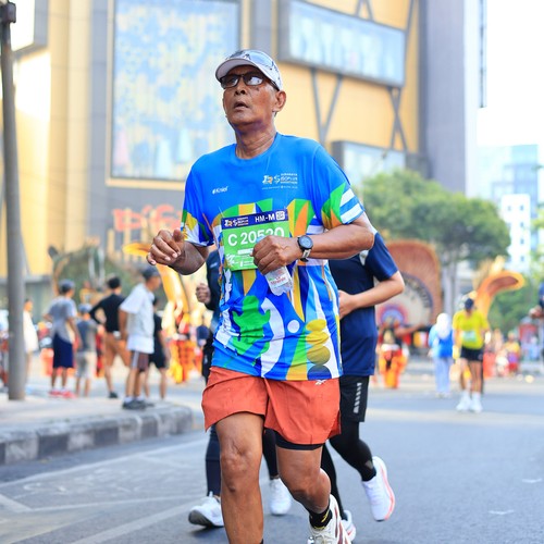 Race photo from SURABAYA ISOPLUS MARATHON 2026