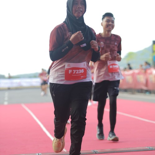 Race photo from KEDIRI HALF MARATHON 2026