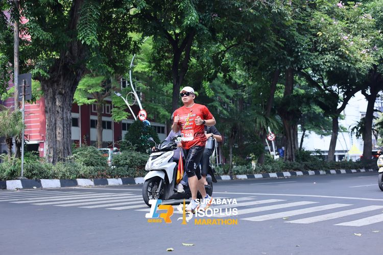 Race photo from SURABAYA ISOPLUS MARATHON 2025