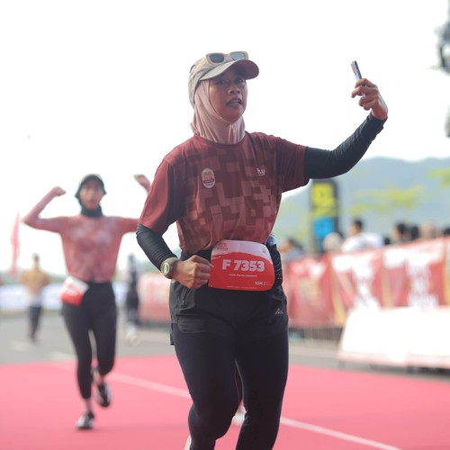Race photo from KEDIRI HALF MARATHON 2026