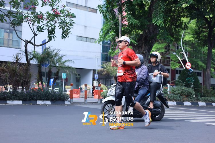 Race photo from SURABAYA ISOPLUS MARATHON 2025
