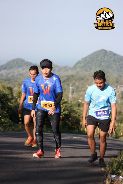 Race photo from Kelud Vertical Challenge 2024