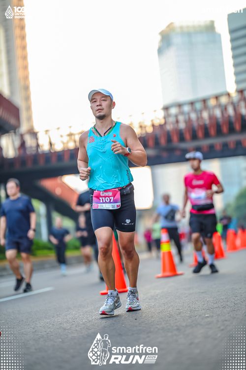 Race photo from Smartfren Run 2025 