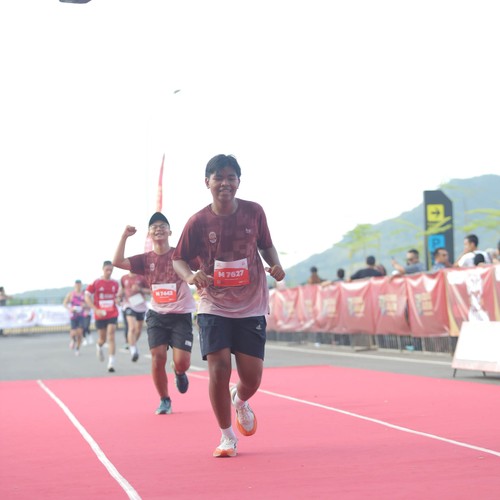 Race photo from KEDIRI HALF MARATHON 2026