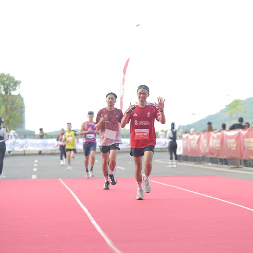 Race photo from KEDIRI HALF MARATHON 2026