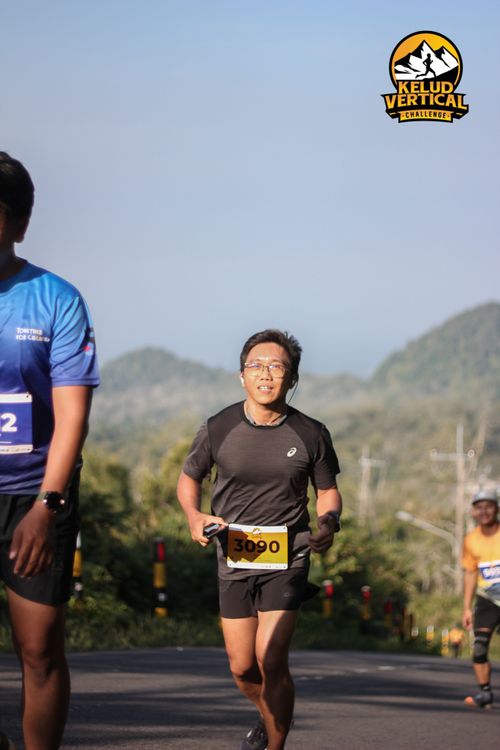 Race photo from Kelud Vertical Challenge 2024