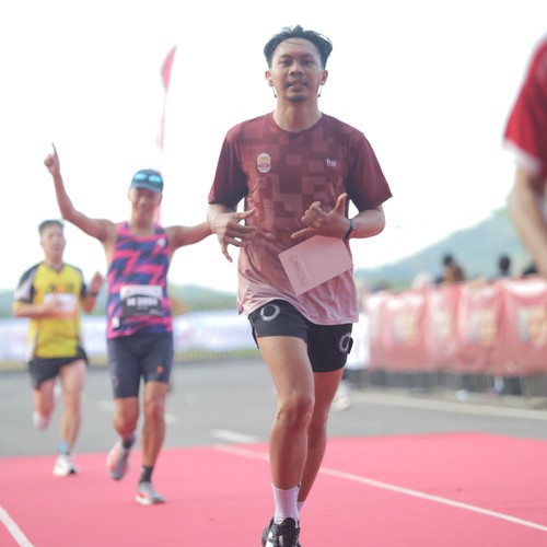 Race photo from KEDIRI HALF MARATHON 2026
