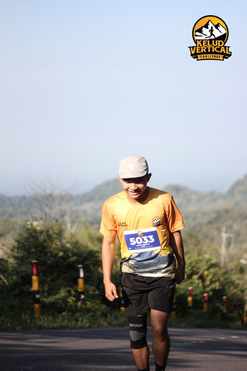 Race photo from Kelud Vertical Challenge 2024
