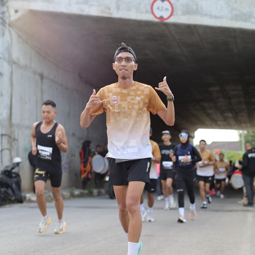 Race photo from KEDIRI HALF MARATHON 2026