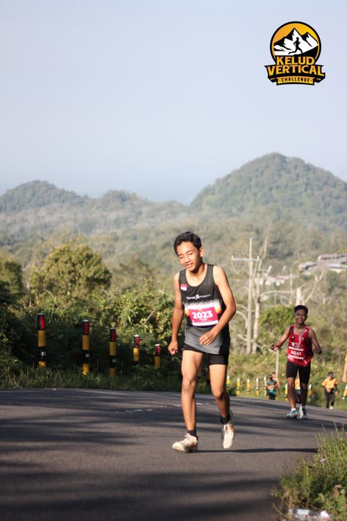 Race photo from Kelud Vertical Challenge 2024