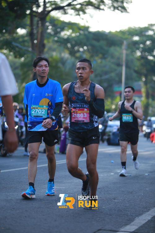 Race photo from Isoplus Run 2024 Surabaya