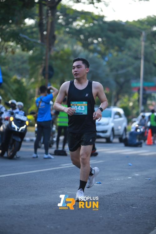 Race photo from Isoplus Run 2024 Surabaya