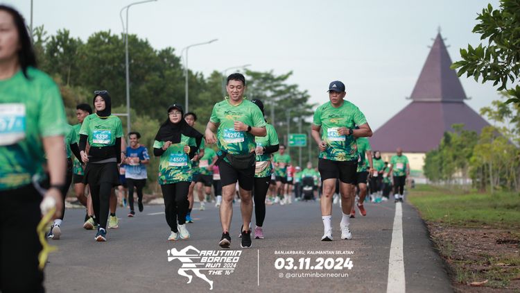 Race photo from Arutmin Borneo Run 2024