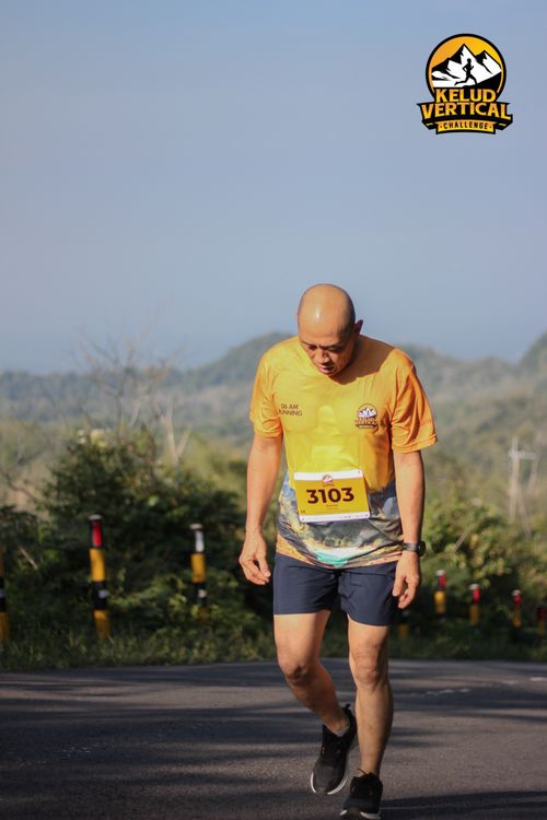 Race photo from Kelud Vertical Challenge 2024