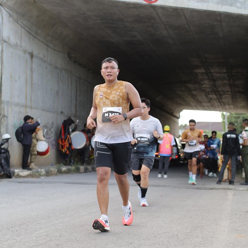 Race photo from KEDIRI HALF MARATHON 2026