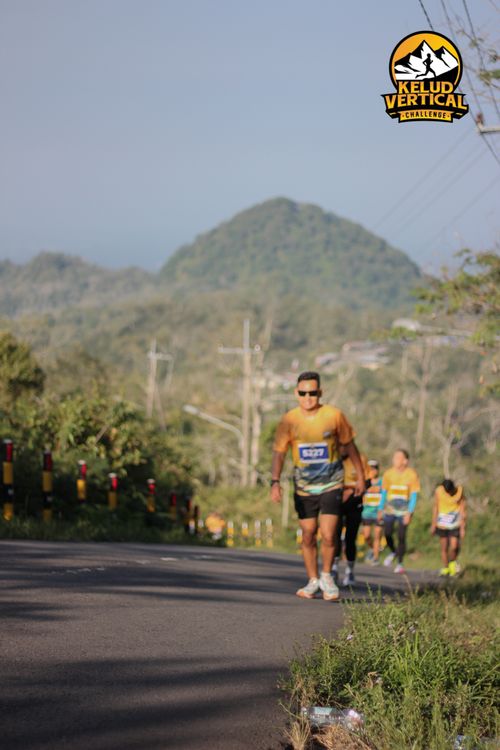 Race photo from Kelud Vertical Challenge 2024