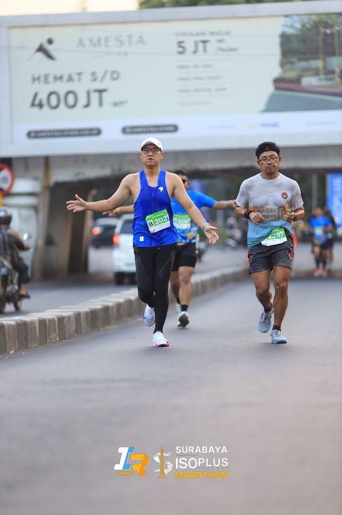 Race photo from SURABAYA ISOPLUS MARATHON 2025