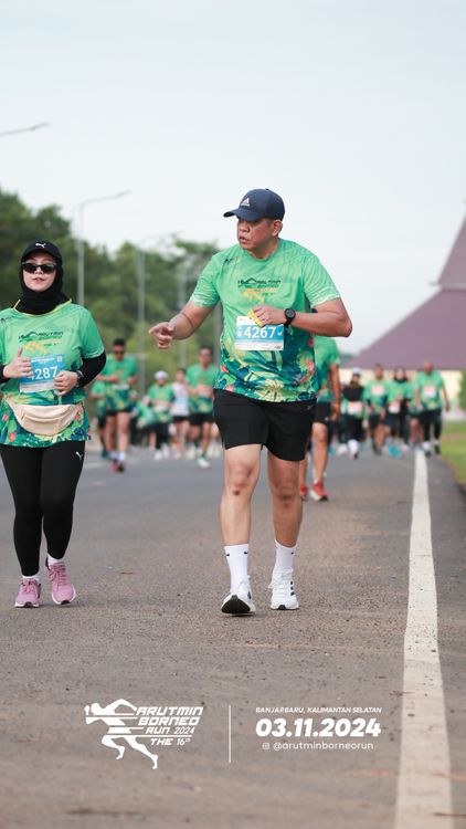Race photo from Arutmin Borneo Run 2024