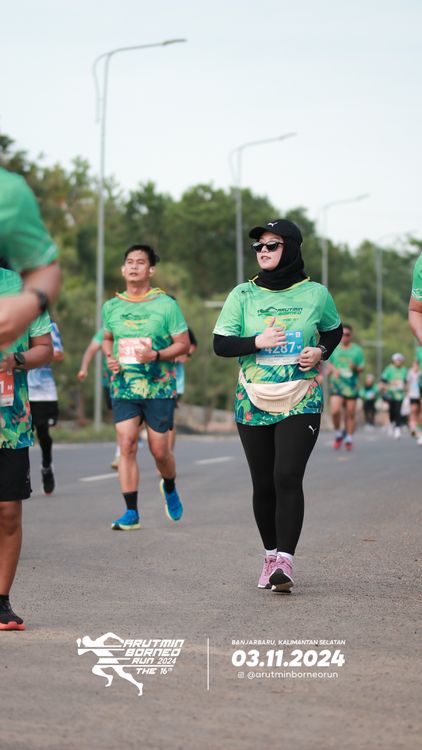 Race photo from Arutmin Borneo Run 2024